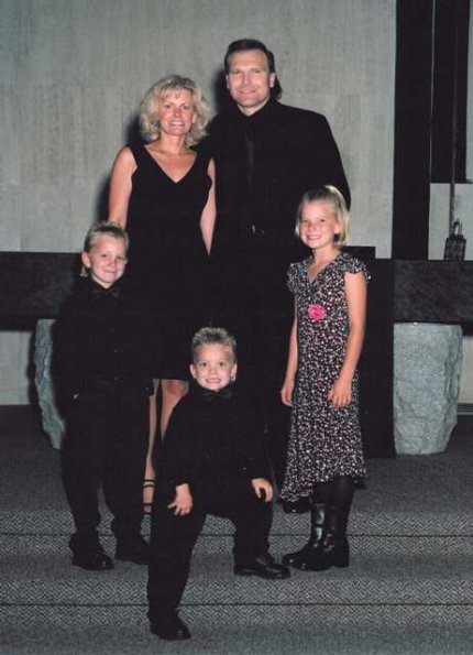 D56A Family Photo 2001
